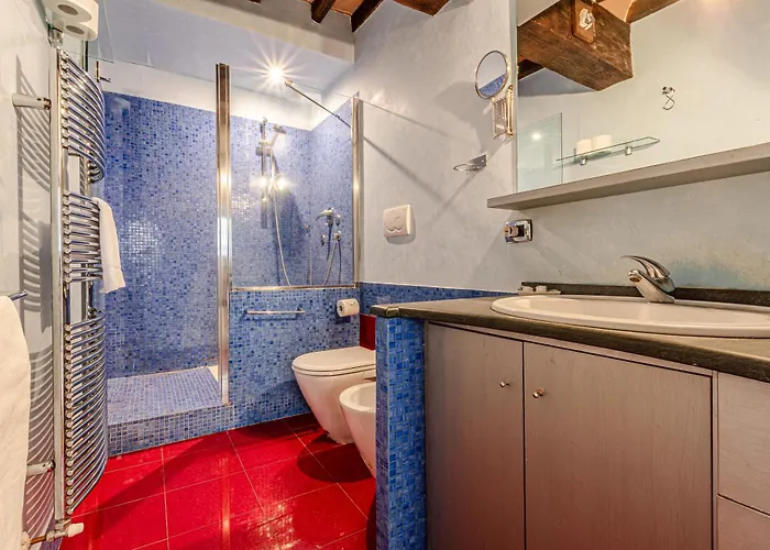 Oro Blu アパート シエーナ